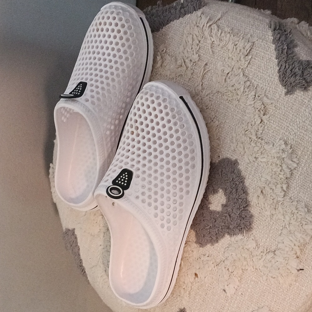 Rubber mules 🌴 - Picture 2 of 4